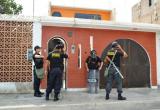 La casa de Mario Josué Lozano Zavala en Chimbote fue intervenida ayer por la Policía. (Foto Chimbotenlinea.com)