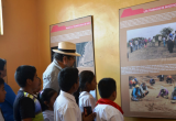 Walter Alva inauguró el centro de investigación arqueológica escolar en Tumán. (Foto difusión)