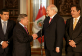 César Acuña presidente de la ANGR con el premier Pedro Cateriano. (Foto cortesía)
