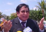 Agustín Ramos regresó a la rectoría de la UPRG con cohetes y banda de músicos (Foto: Chiclayo en Línea)