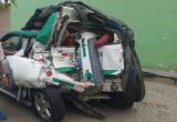 En estas condiciones quedó el patrullero que fue chocado por un ómnibus interprovincial. (Foto El Comercio)