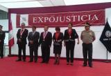 El presidente del Poder Judicial, Victor Ticona, inauguró en Chiclayo la Expojusticia. (Foto Chimbotenlinea.com)