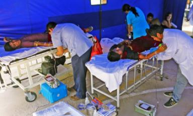 Estudiantes de diversos institutos han participado activamente en la campaña de donación de sangre. (Foto cortesía)
