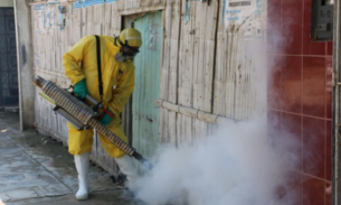 En el centro poblado de Saltur y otros del distrito de Pomalca se fumigarán hoy 600 viviendas. (Foto Internet)