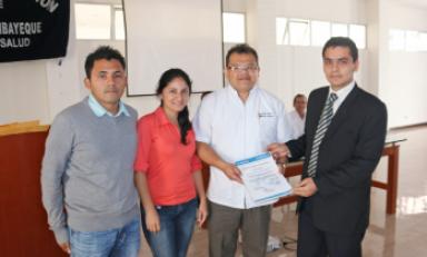 Hospital Regional presenta revista científica “Experiencia en Medicina”