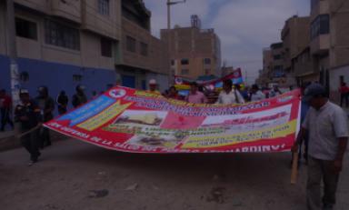 Por huelga indefinida de los obreros de limpieza pública las calles de José Leonardo Ortiz lucen llenas de basuras.
