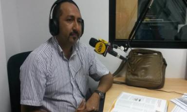 Ingeniero Manuel Borja denuncia fallas en autopista Chiclayo- Pimentel.