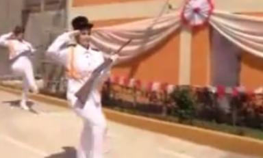 Katiuskha del Castillo reaparece en desfile de Fiestas Patrias en el penal