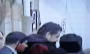 El prófugo Martín Belaunde Lossio cuando es trasladado por la Policía Boliviana. (Foto agencias-Internet)