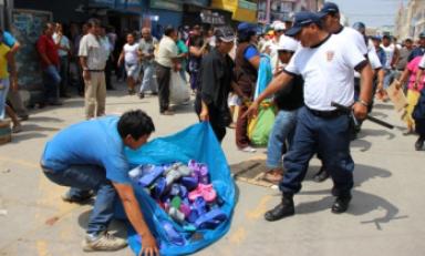 Comerciantes informales serán reubicados en exmercado del Pueblo (Foto: Perú 21)