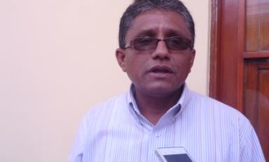 Piden vacancia del primer regidor de Pátapo