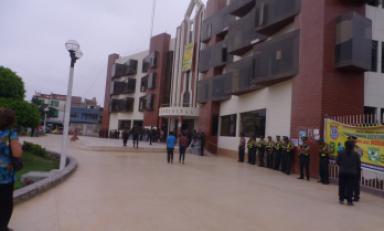 Trabajadores leonardinos realizan olla común en huelga indefinida