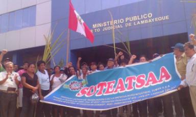 Trabajadores marchan para capturar a directores de Tumán