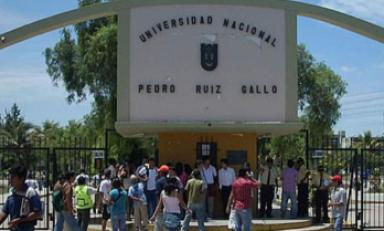 Postulantes intentaron dar examen de admisión con celulares