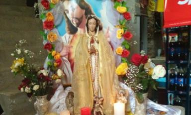 Población de Ferreñafe sorprendidos ante supuesta imagen de Virgen María que llora
