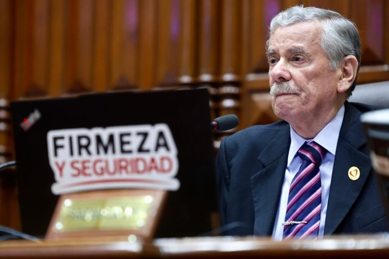 Rospigliosi asegura que Congreso cumplirá con ejercer control político al Poder Ejecutivo