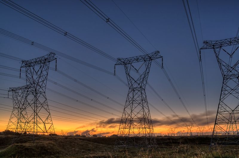 Proinversión convoca a concurso para cinco proyectos eléctricos por US$ 165 millones