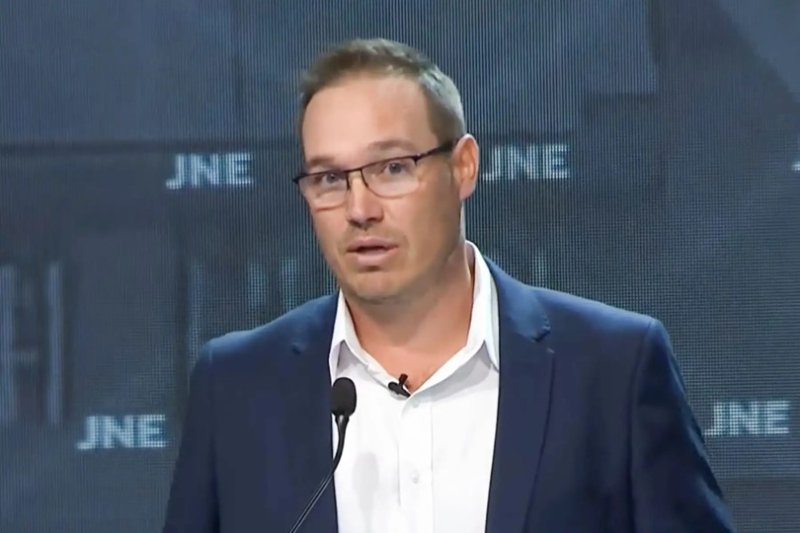 Candidato George Forsyth propone tomar el control de las cárceles para evitar crímenes