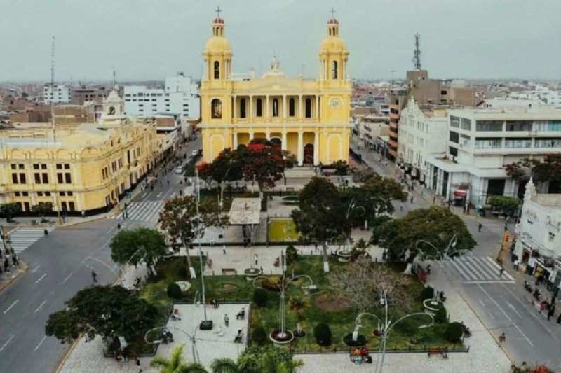 ¿Cuántos senadores y diputados se elegirán por Lambayeque?