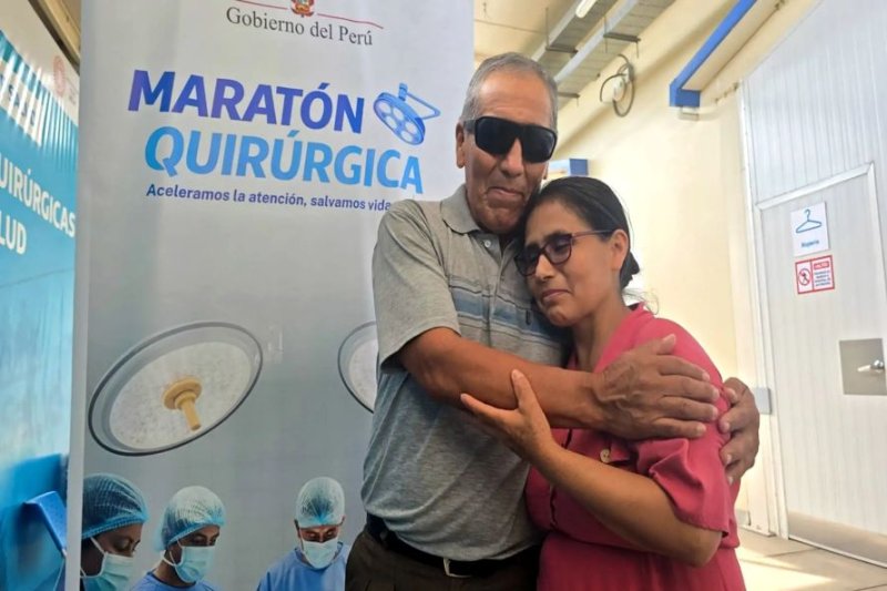 Cirugía de cataratas exitosa: panadero recupera la visión tras exitosa cirugía en el Callao