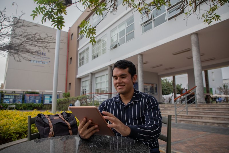 India ofrece becas de cursos de posgrado a profesionales peruanos con todos los gastos cubiertos