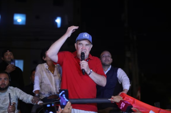 Renovación Popular acusa al JNE de “preferir el formalismo” tras resolución electoral