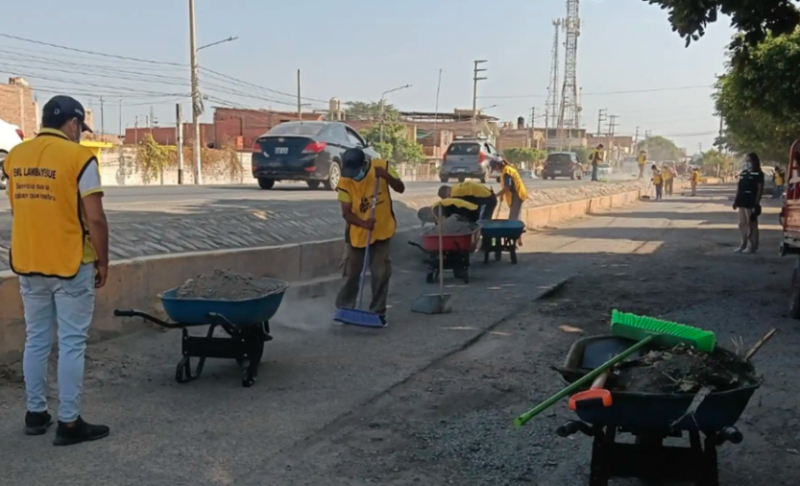 Sentenciados realizan jornada de limpieza y arborización en el distrito de Picsi