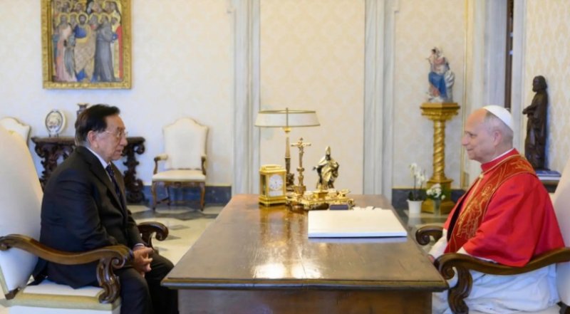 El papa León XIV visitará Perú en la primera quincena de noviembre, anunció el presidente José María Balcázar