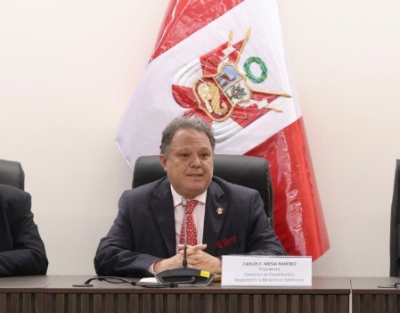 Senador Mesía: “Debate de facultades delegadas no debería extenderse más de dos semanas”