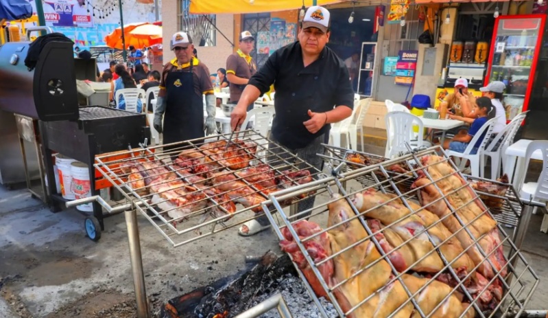 Zaña conquista a miles de visitantes locales y nacionales con el XII Festival del Chancho