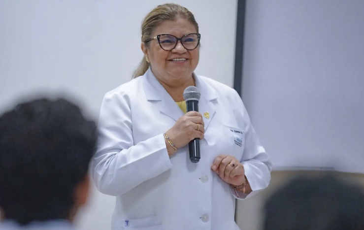 Doctora Zulema Tomas es nombrada presidenta de EsSalud
