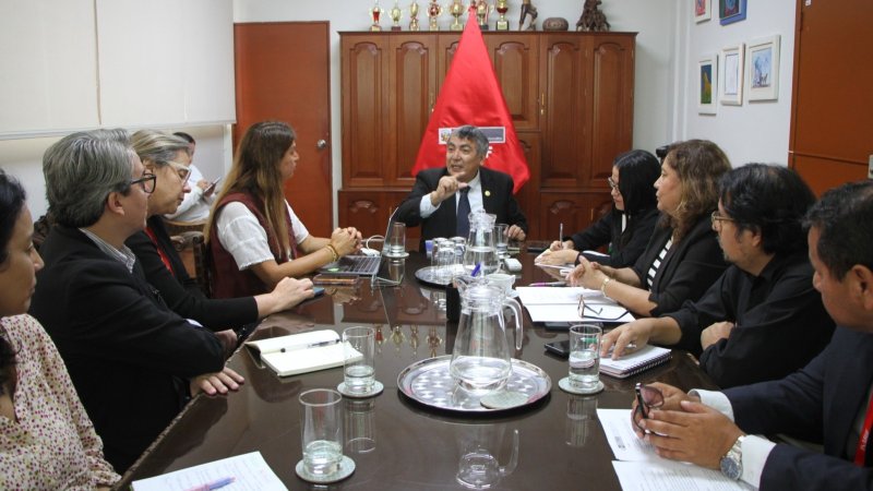 Inabif refuerza alianzas para potenciar las capacidades del personal y mejorar los servicios