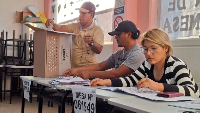 El 72 % de miembros de mesa ya recibió compensación económica, informó ONPE
