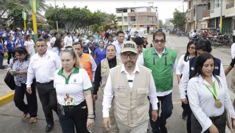 Ministro de Salud, Luis Dyer, presentó el "Batallón contra el Dengue" en Piura