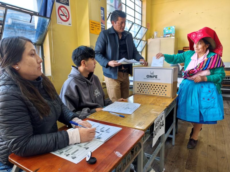 Miembros de mesa sorteados escogen cómo cobrar compensación