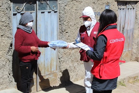 Contraloría advierte riesgo de demora en entrega de kits de abrigo en zonas de friaje