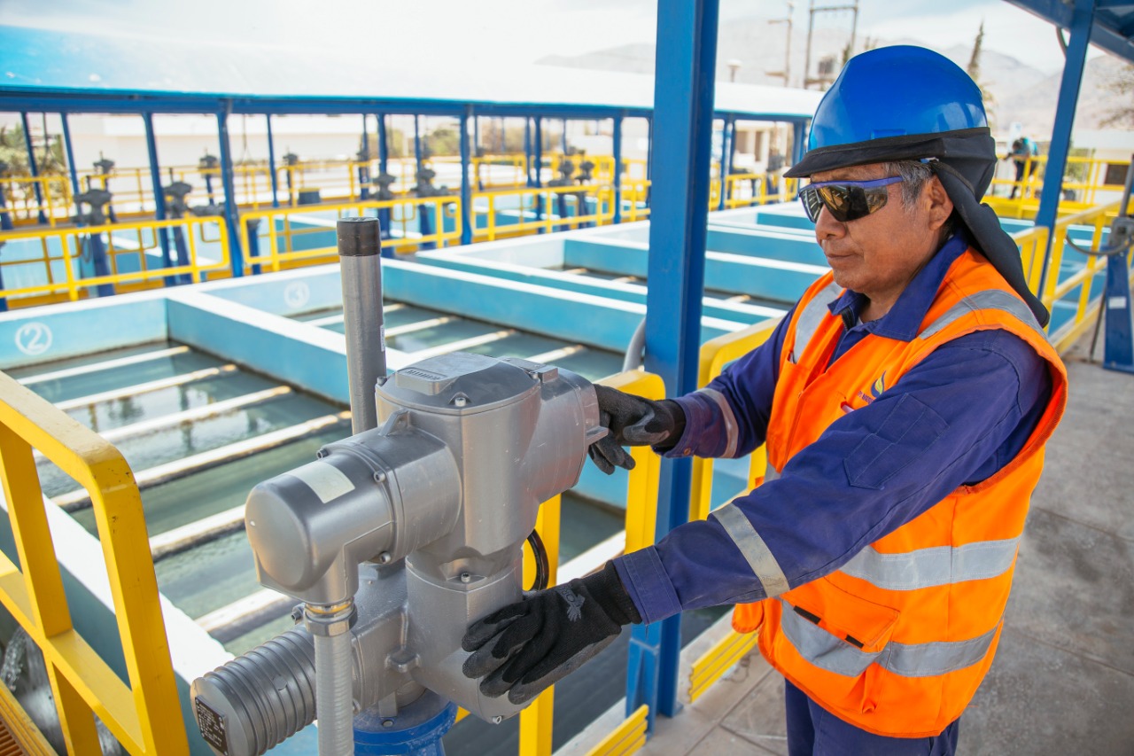 Abastecedoras de agua tienen S/443 millones para garantizar continuidad del agua potable ante el Niño Global