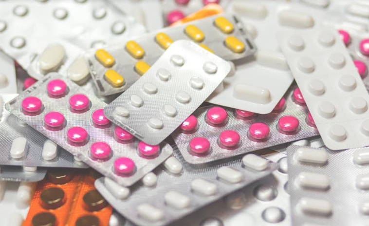 Piden al Minsa extender plazo de vencimiento de norma sobre medicamentos