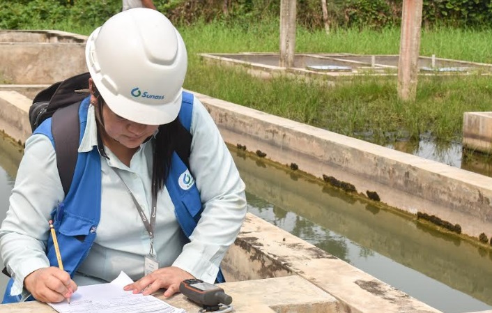 Evalúan cloración del agua en 263 organizaciones comunales que dan servicio de saneamiento en el ámbito rural