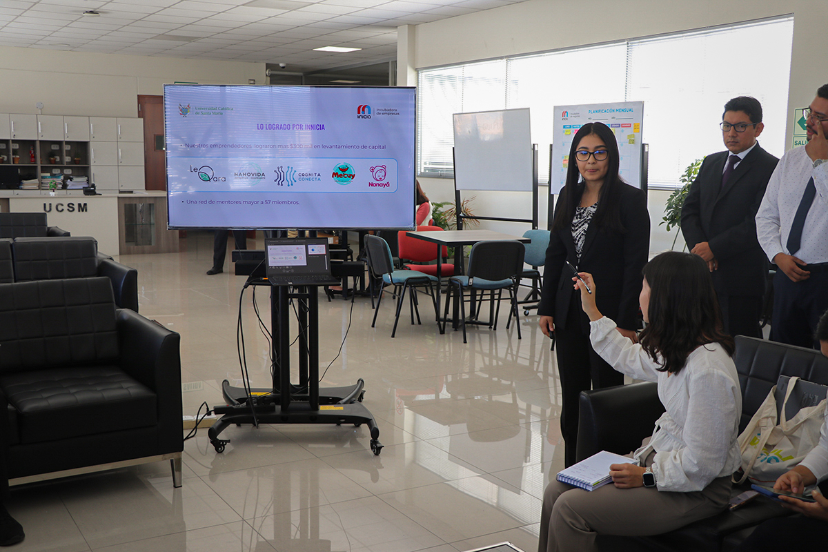 Científica peruana crea plataforma que promueve la educación en ciencia y biotecnología