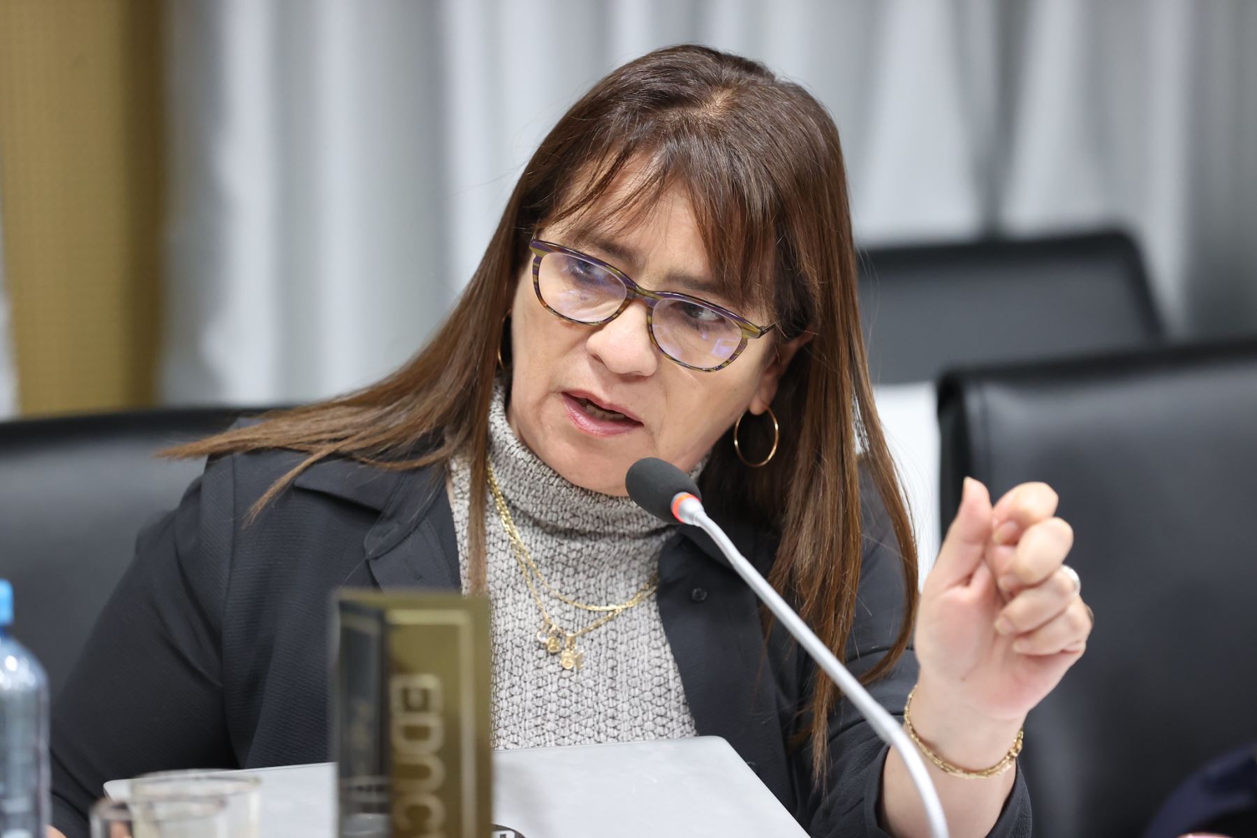 Gobierno impulsa articulación de los ministerios para mejorar servicio de educación en el país