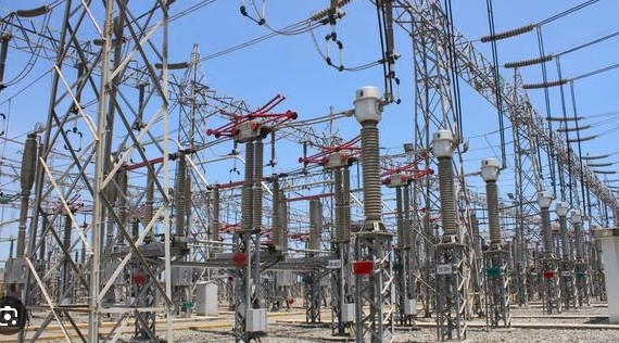  Adjudicarán cinco proyectos eléctricos por US$ 180 millones en agosto