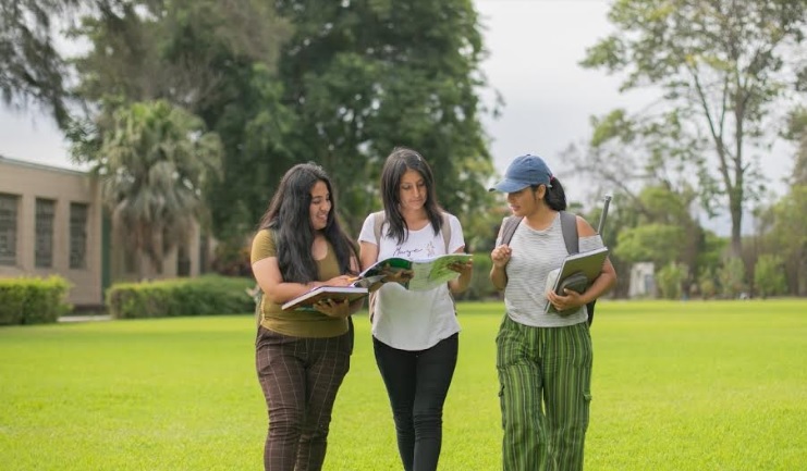  Qué requisitos debo cumplir para postular al concurso Beca Permanencia