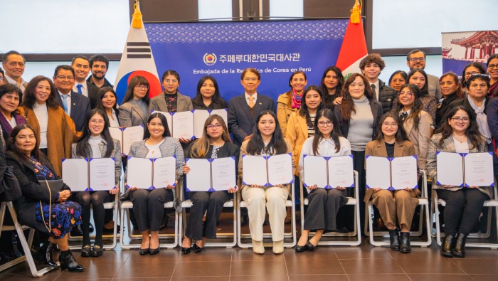 Peruanas que estudiarán posgrado en Corea revelan cómo lograron ser becadas