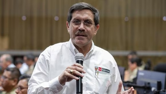 Ministro de Defensa descarta militarización en Puno: “Se desbloquean vías y restablece el estado de Derecho”