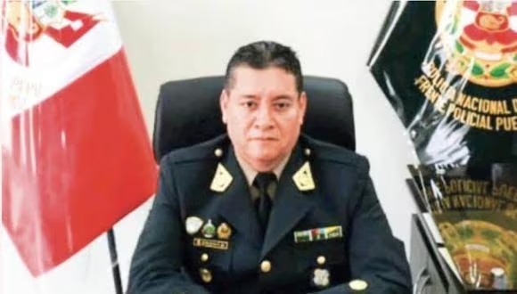 Oficializan a Jorge Angulo como nuevo comandante general de la PNP
