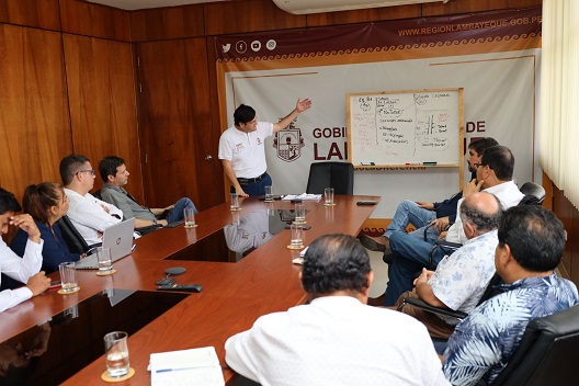 Gobernador de Lambayeque: “Desarrollo agroindustrial debe traer crecimiento económico a Olmos”