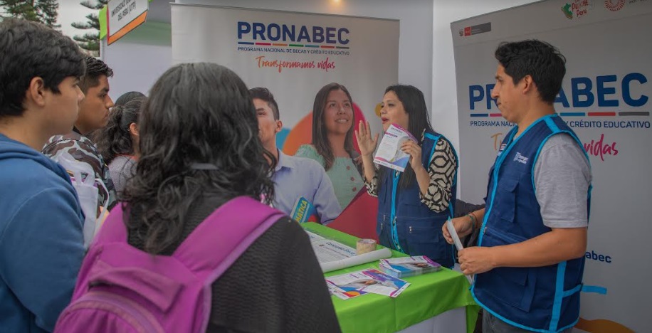 Más de 12 mil jóvenes postularon a la Beca Generación Digital Perú del Ministerio de Trabajo