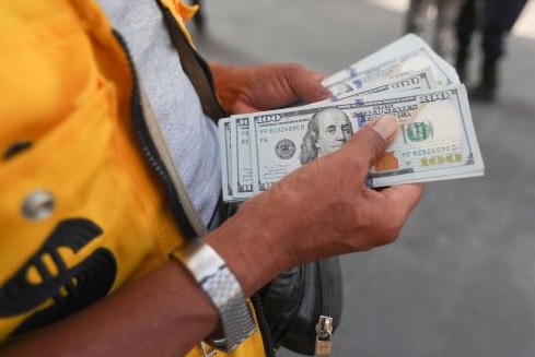  Estas son las previsiones para el dólar en el 2023