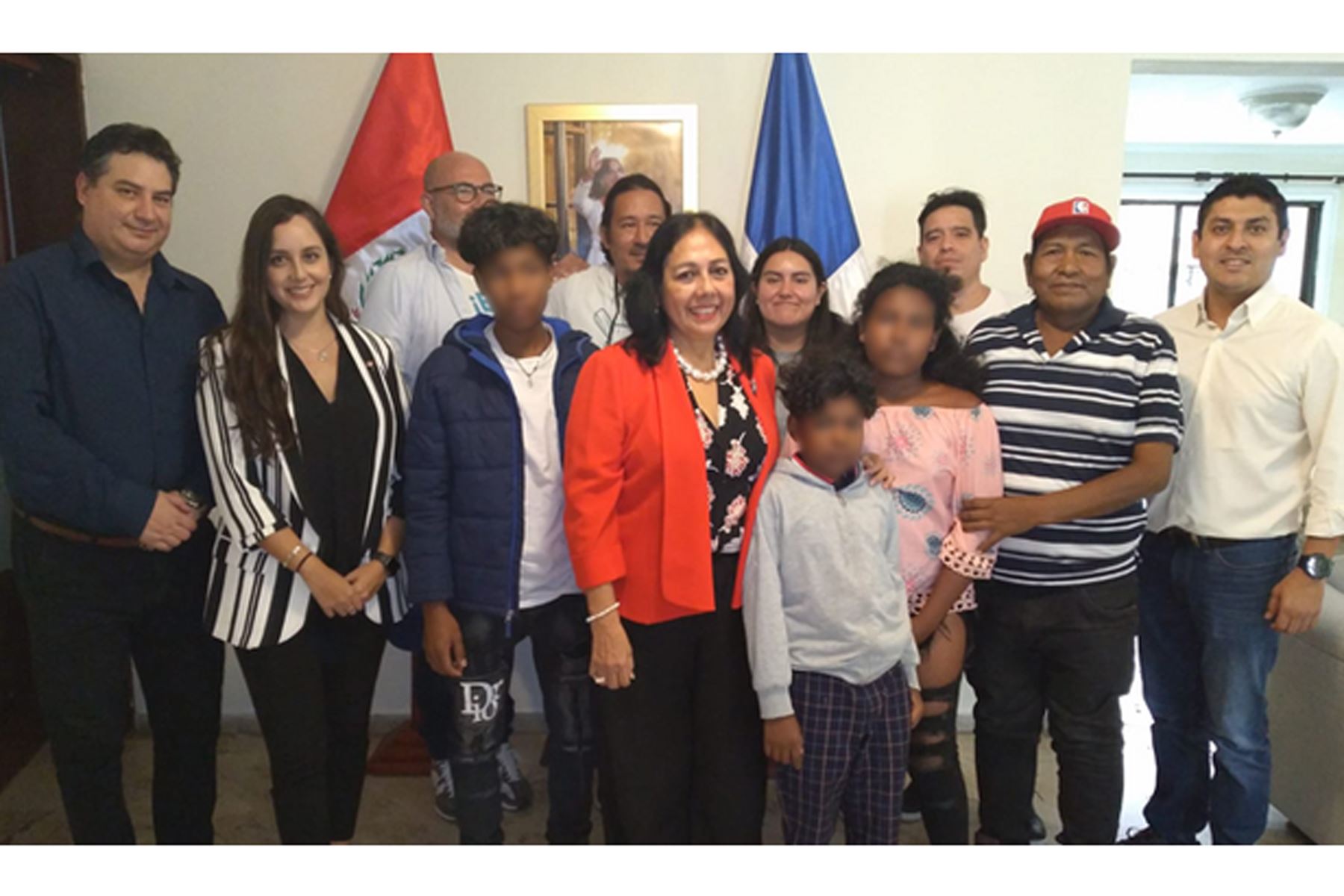 Ocho peruanos en situación de vulnerabilidad fueron evacuados de Haití a República Dominicana